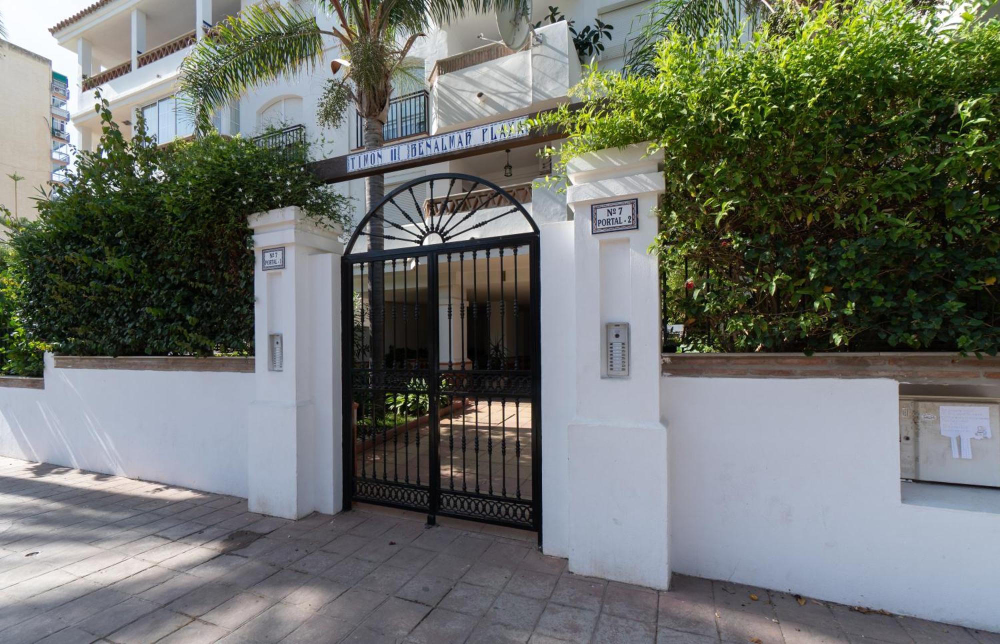 Holidays & Homes I Benalmadena Playa, Piscinas ,Relax Buitenkant foto