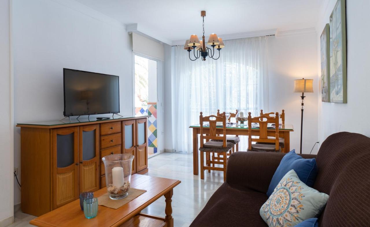 Holidays & Homes I Benalmadena Playa, Piscinas ,Relax Buitenkant foto
